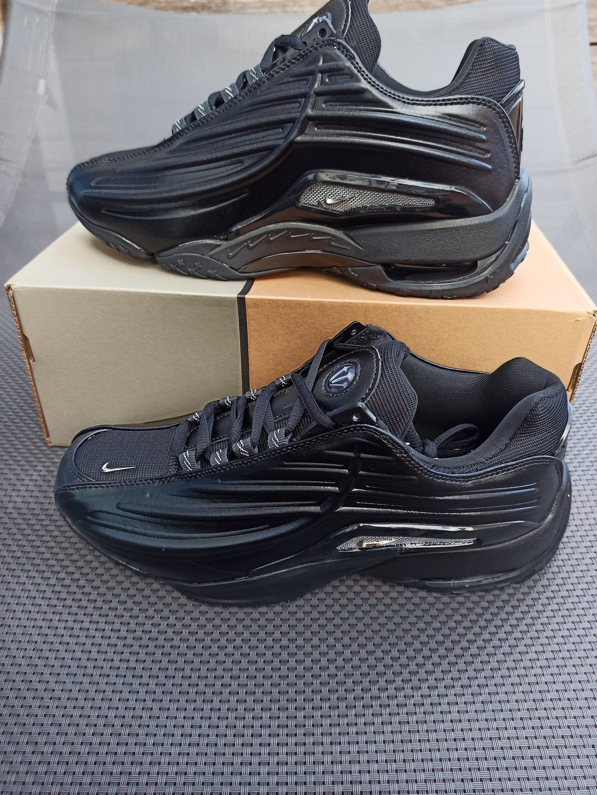 NIKE NOCTA HOT STEP II - MODELO 2