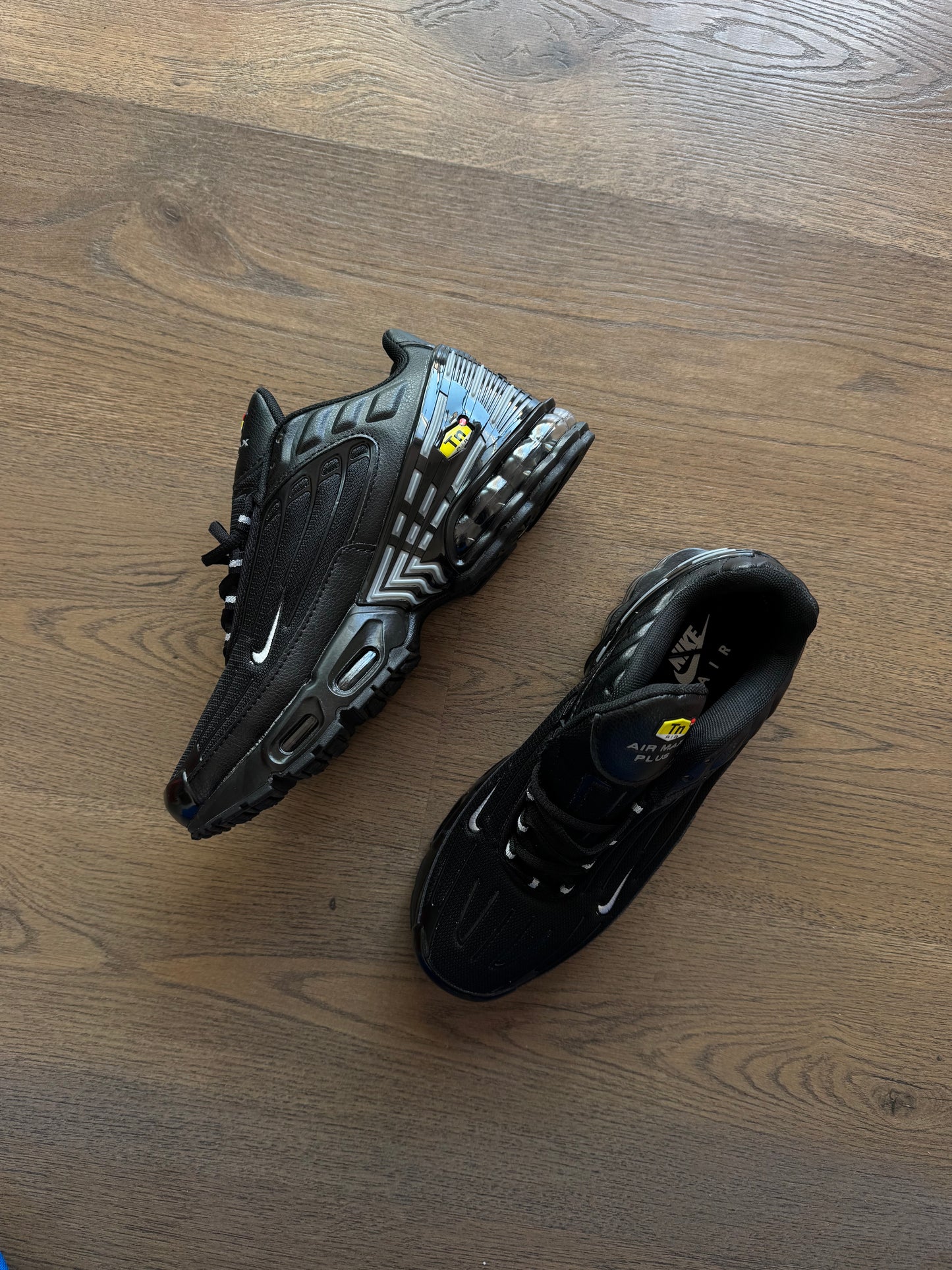 NIKE AIRMAX TUNED 3 - M4