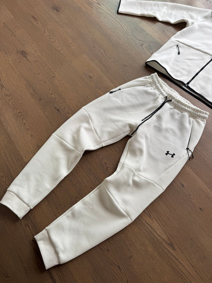 UNDER ARMOUR FLEECE - M2