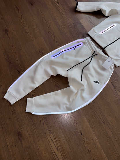 NIKE TECH FLEECE - M1