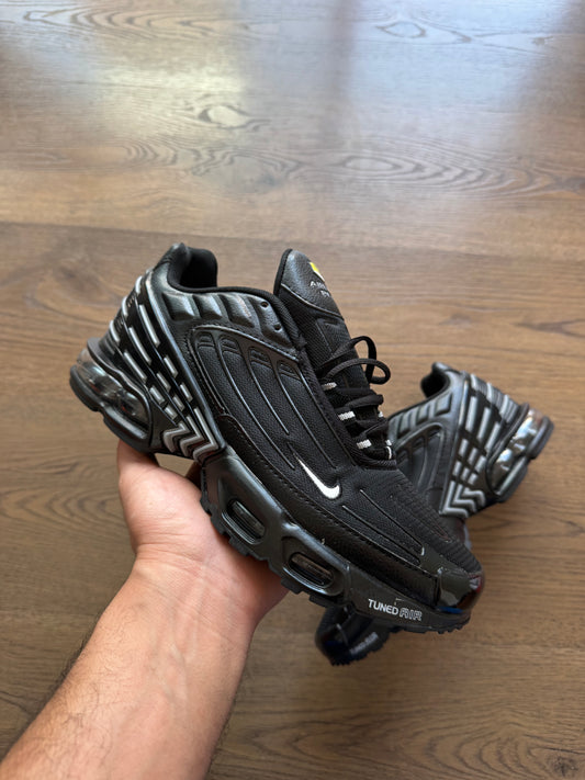 NIKE AIRMAX TUNED 3 - M4