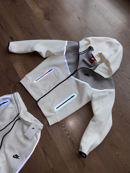 NIKE TECH FLEECE - M1