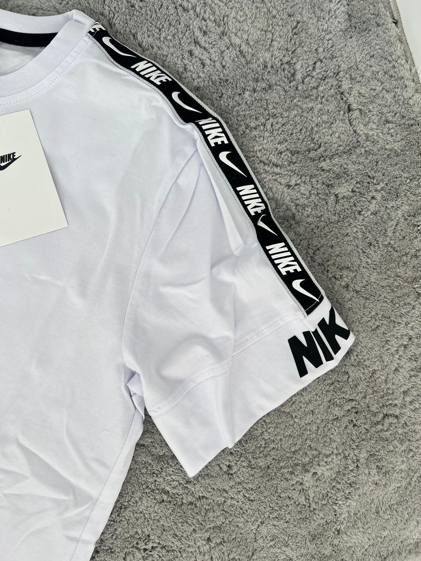 CONJUNTO CORTO - NIKE - M8