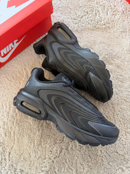 NIKE AIRMAX FIRE - M2