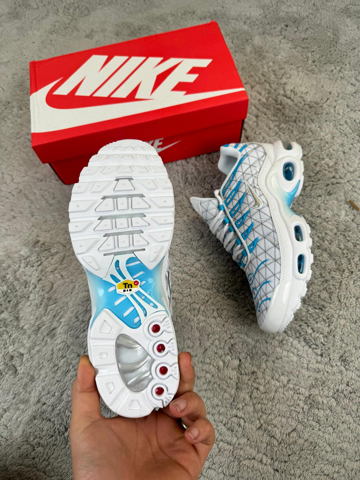 NIKE AIR TN - M4
