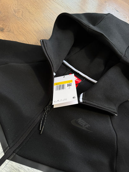 NIKE TECH FLEECE - M5