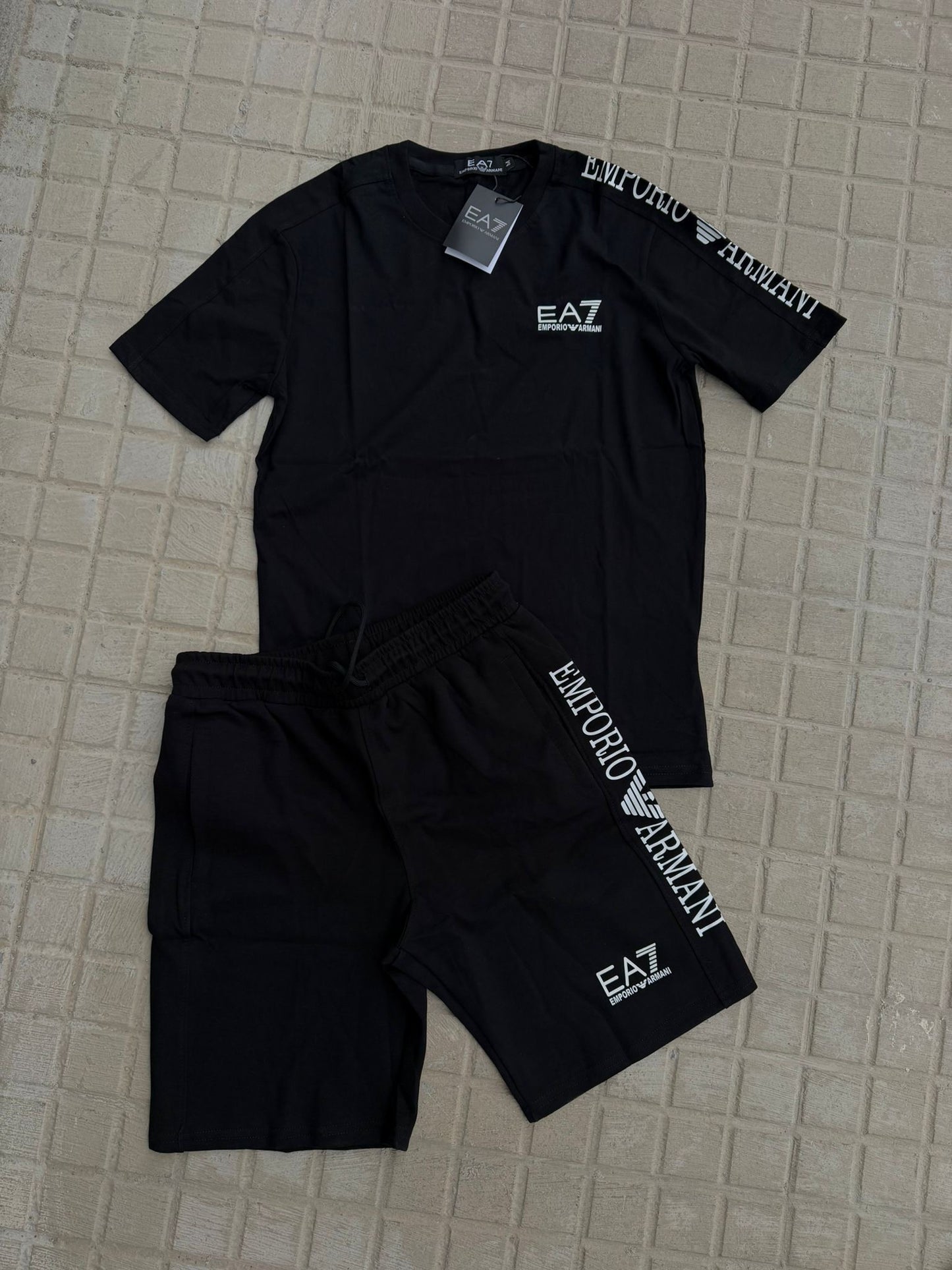 CONJUNTO CORTO - ARMANI - M8