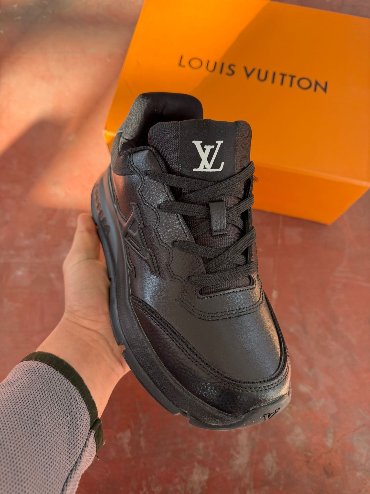 LV TRAINER - M3