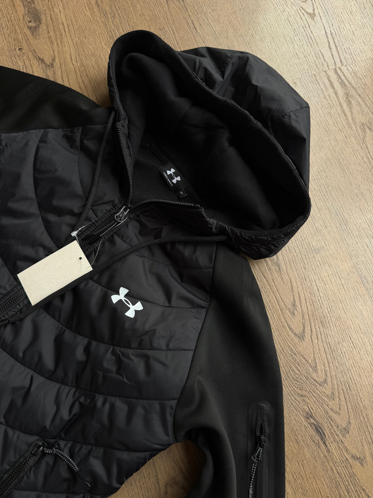 UNDER ARMOUR - M7