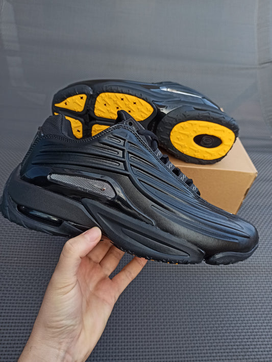 NIKE NOCTA HOT STEP II  - MODELO 2