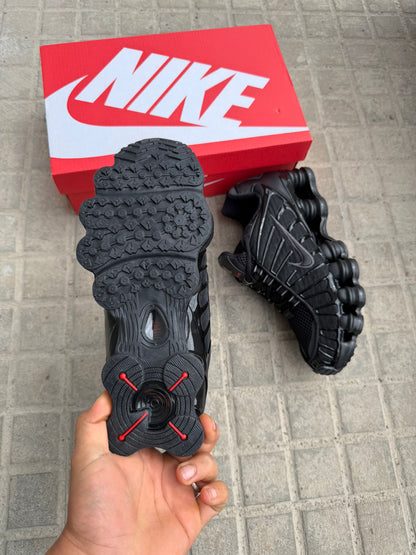 NIKE SHOX - MODELO 1