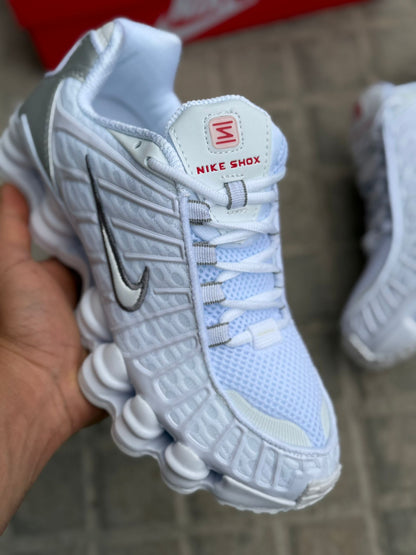 NIKE SHOX - MODELO 2