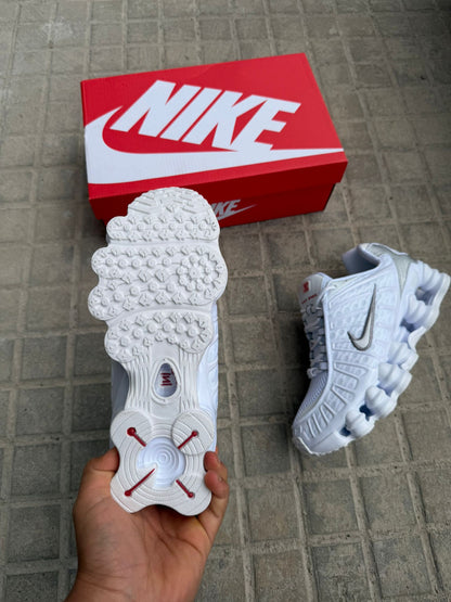 NIKE SHOX - MODELO 2
