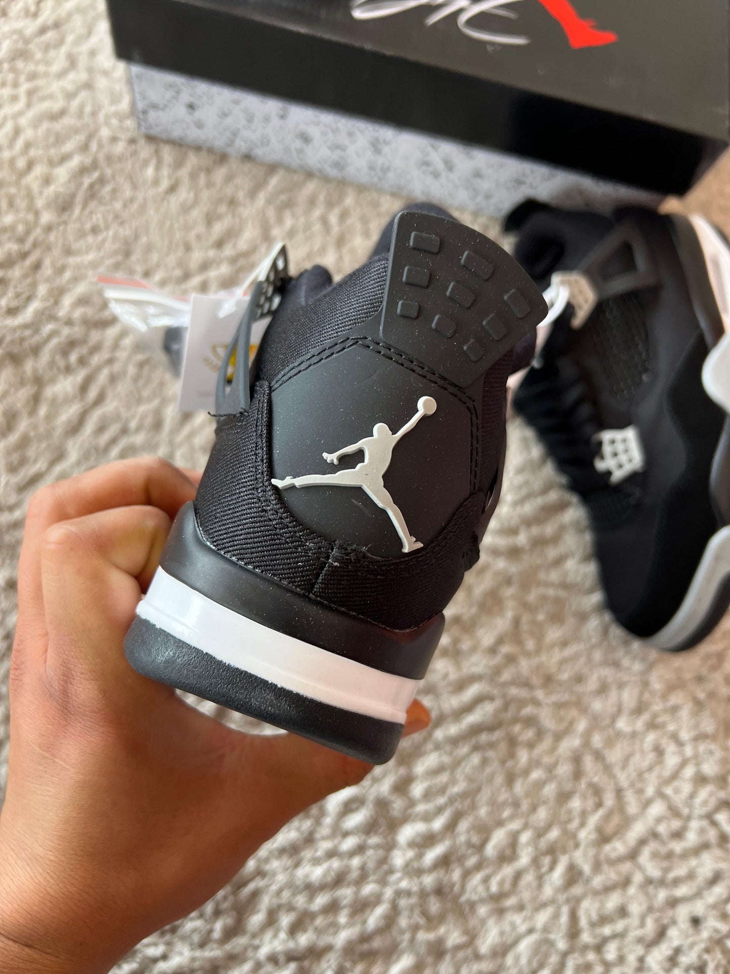 NIKE JORDAN RETRO 4 - M1