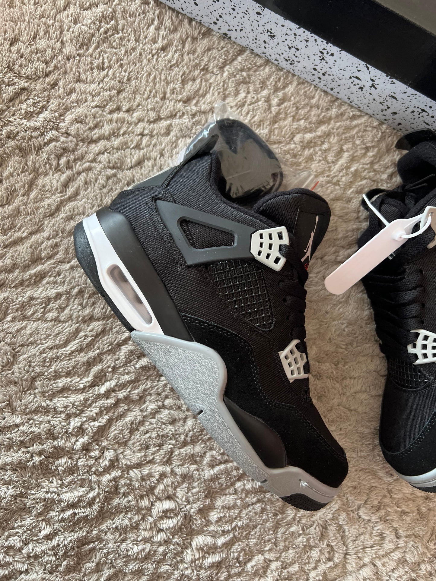 NIKE JORDAN RETRO 4 - M1