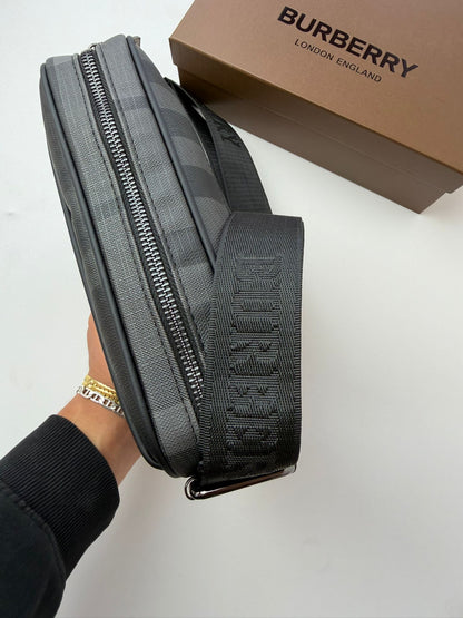 BOLSO HOMBRE - BURBERRY - M2