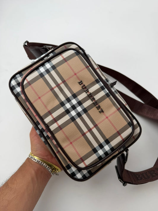 BOLSO HOMBRE - BURBERRY - M1