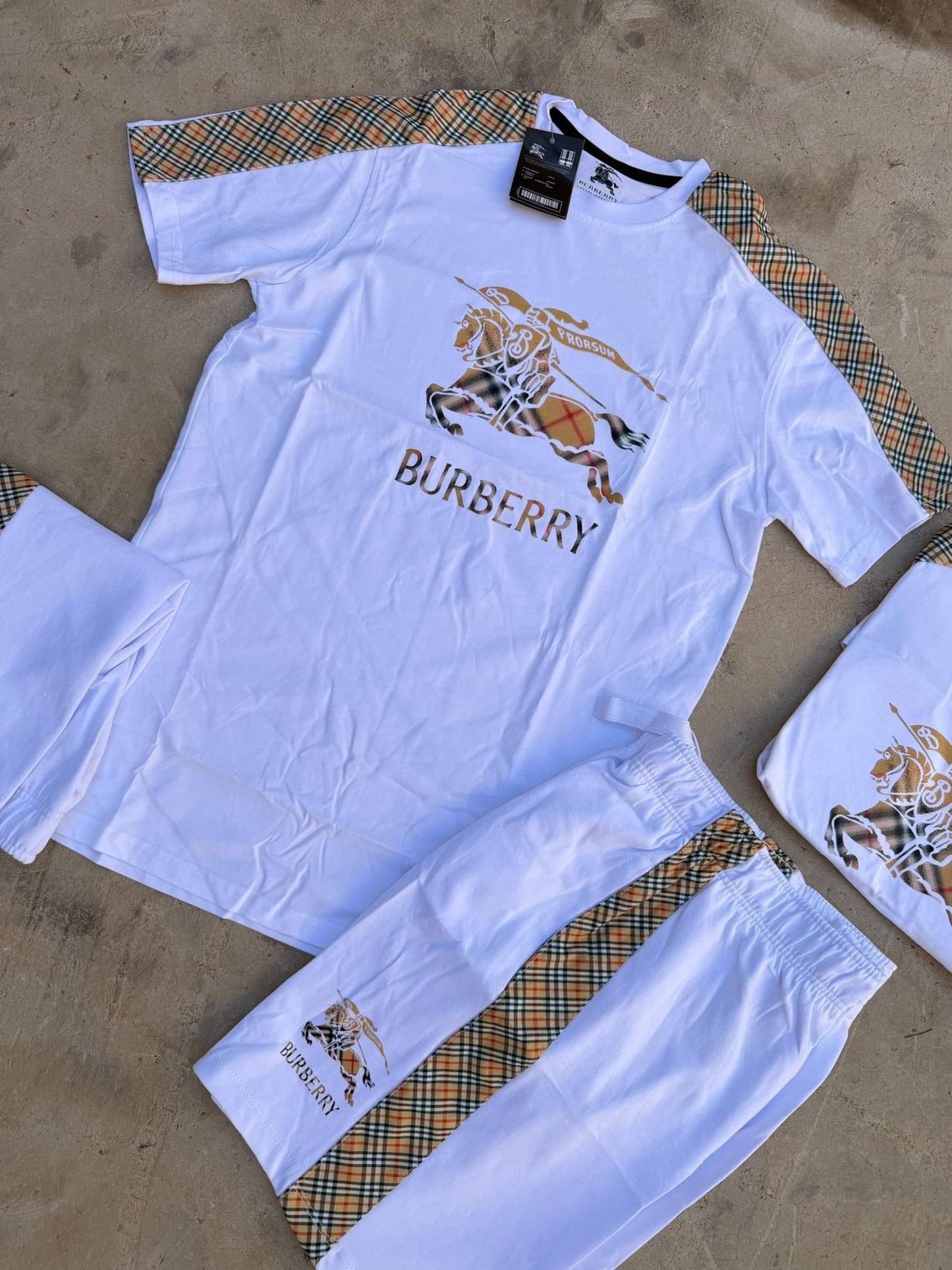 CONJUNTO CORTO - BURBERRY - M1