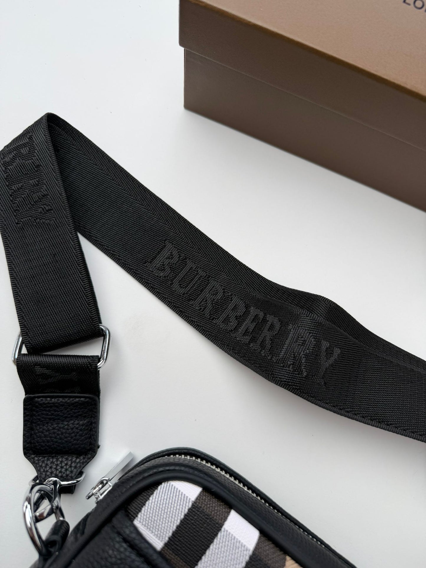 BOLSO HOMBRE - BURBERRY - M3
