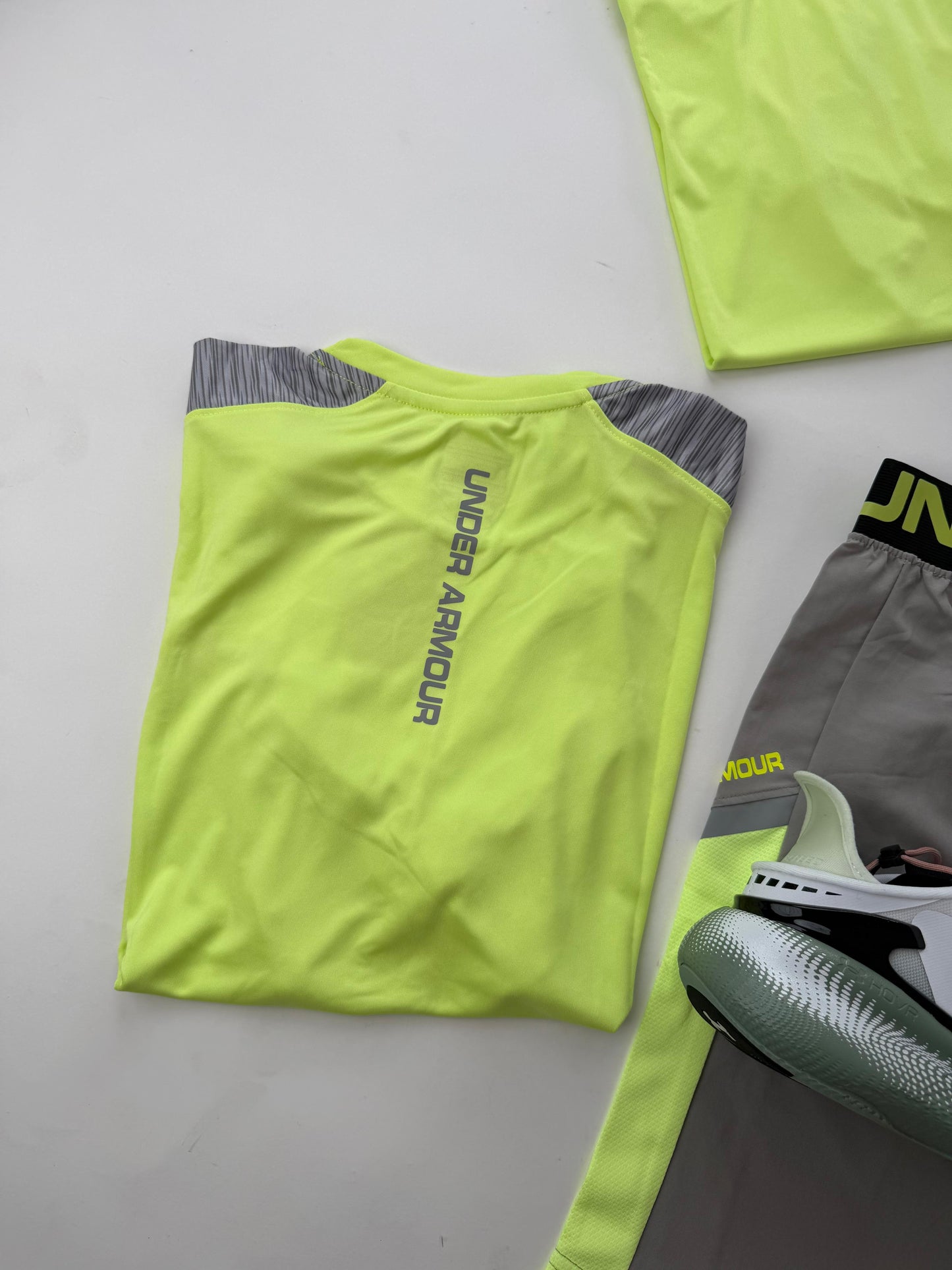 CONJUNTO CORTO - UNDER ARMOUR - M10