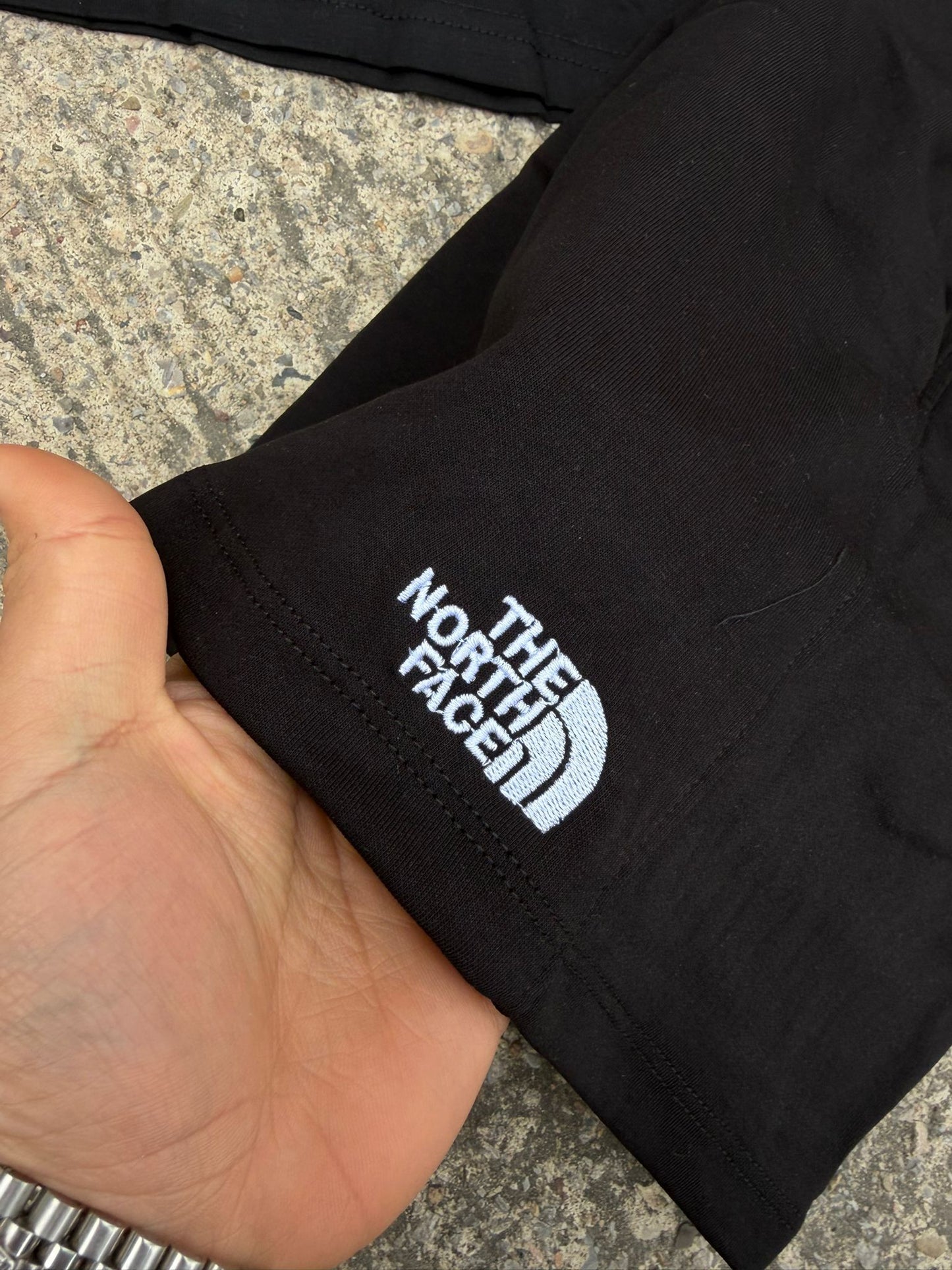 CONJUNTO CORTO - TNF - M1