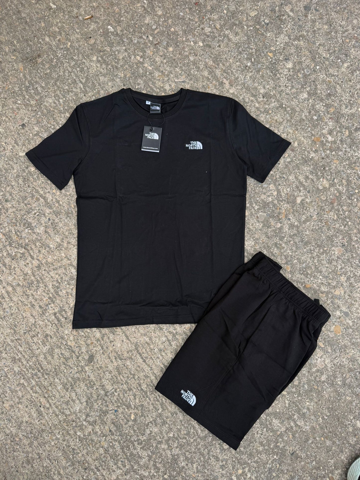 CONJUNTO CORTO - TNF - M1