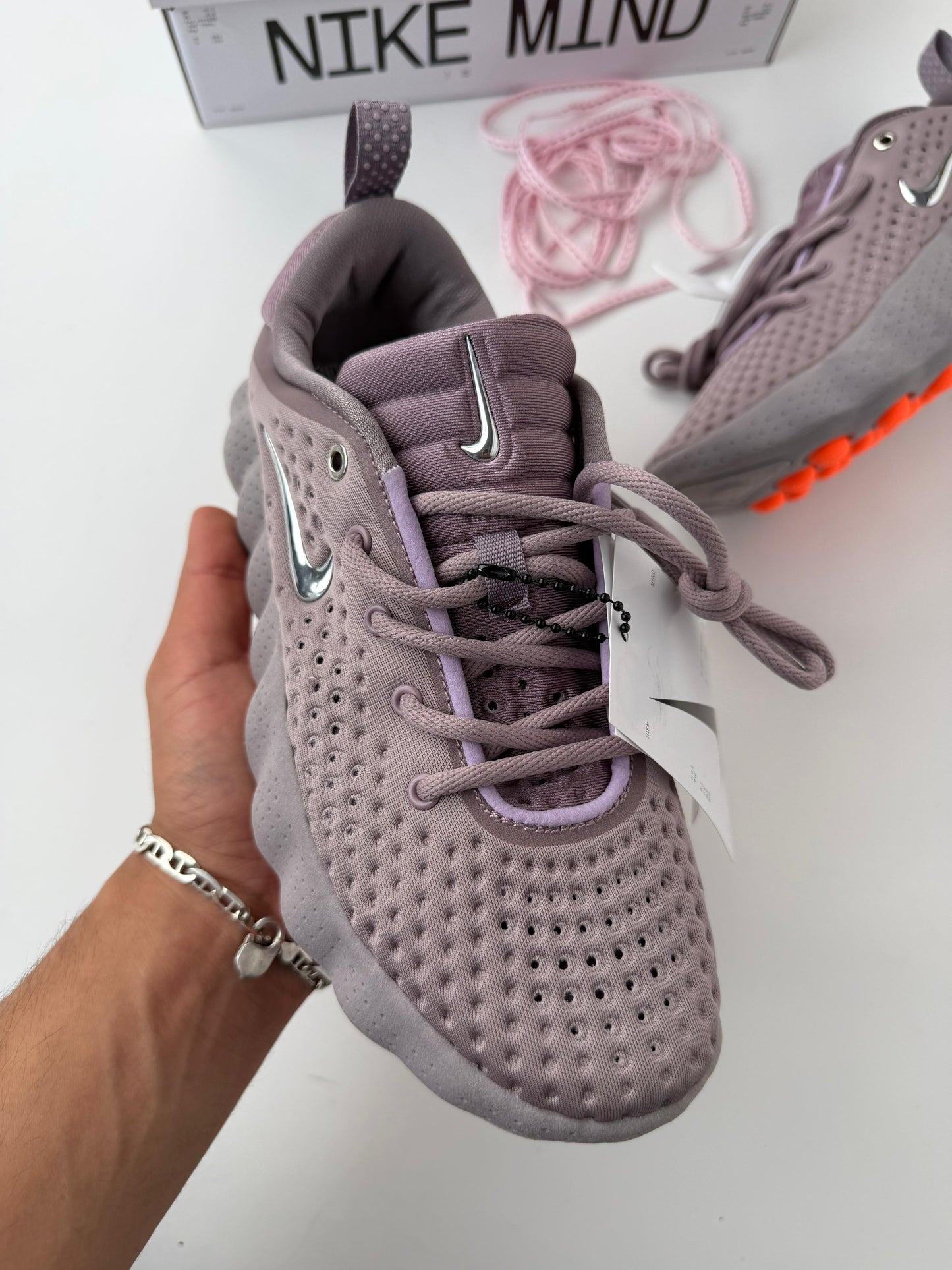 NIKE MIND 002 - MODELO 3