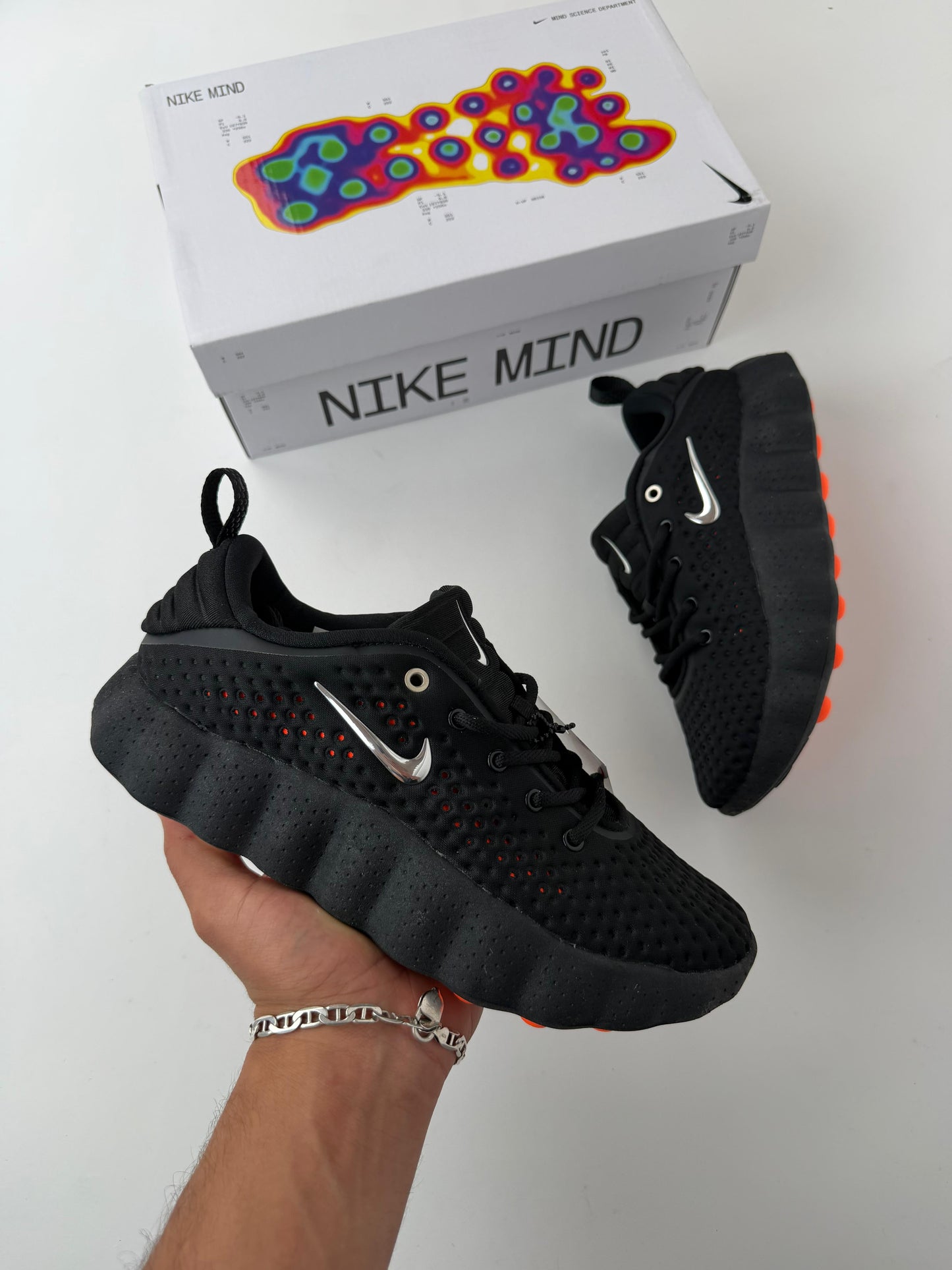 NIKE MIND 002 - MODELO 5