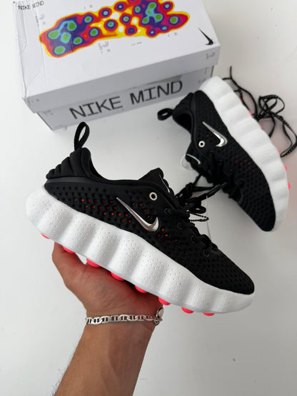 NIKE MIND 002 - MODELO 7