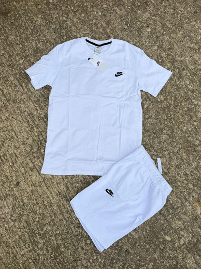 CONJUNTO CORTO - NIKE - M9