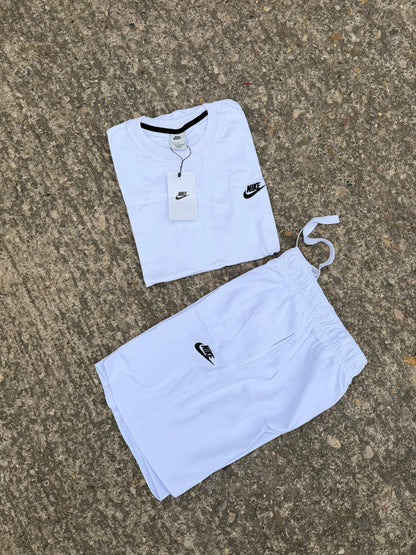 CONJUNTO CORTO - NIKE - M9
