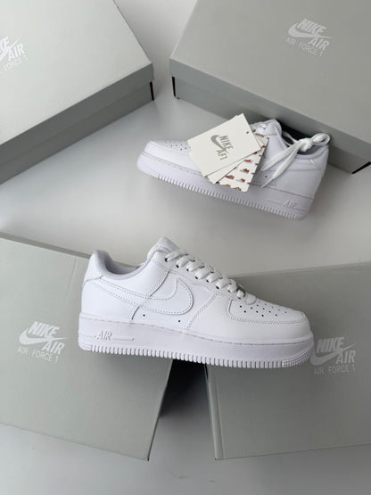 NIKE AIRFORCE 1 - M1
