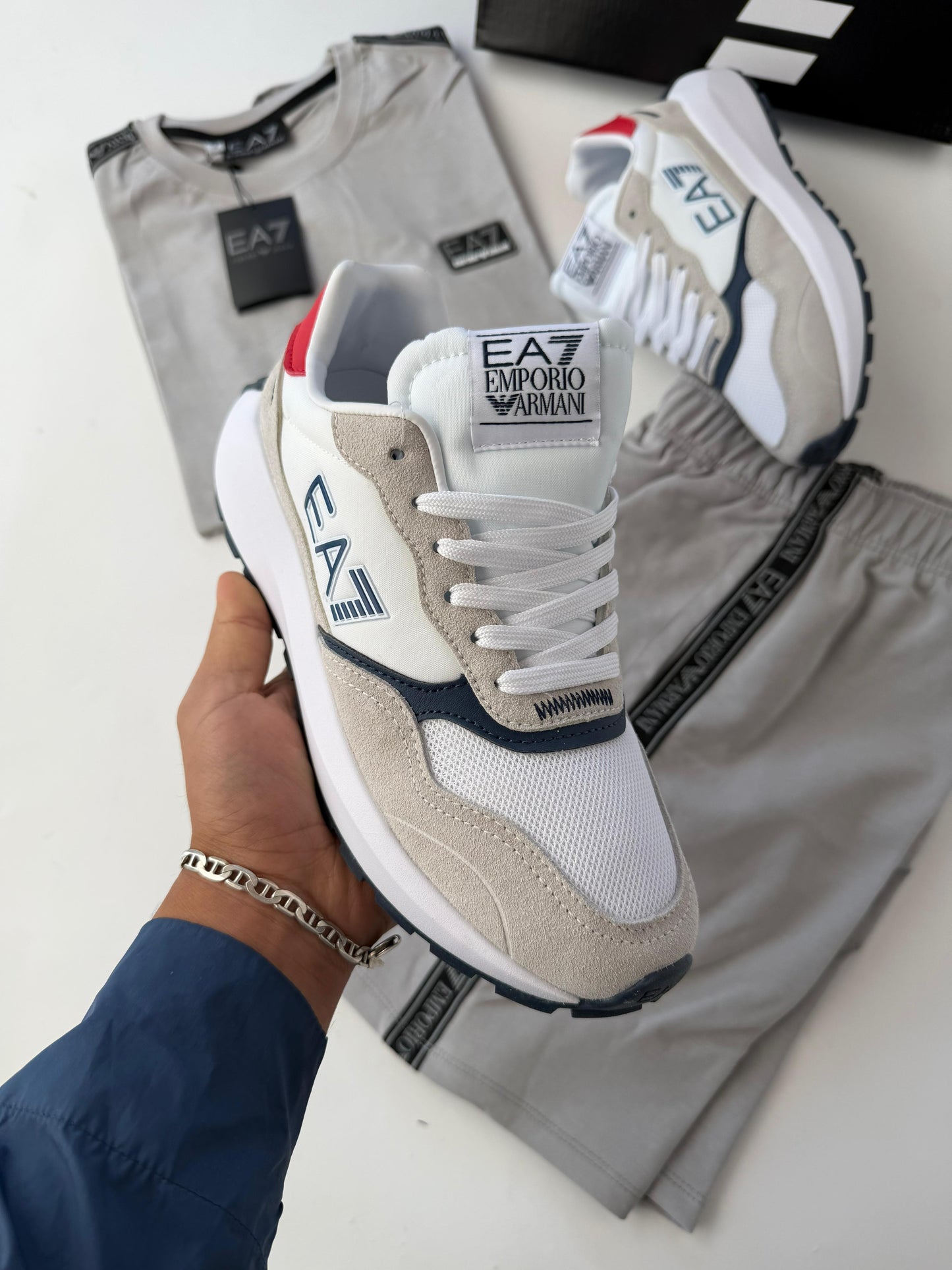 EMPORIO ARMANI 2026 - MODELO 4