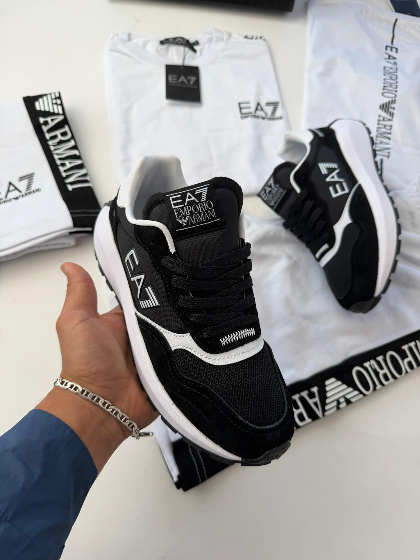 EMPORIO ARMANI 2026 - MODELO 6