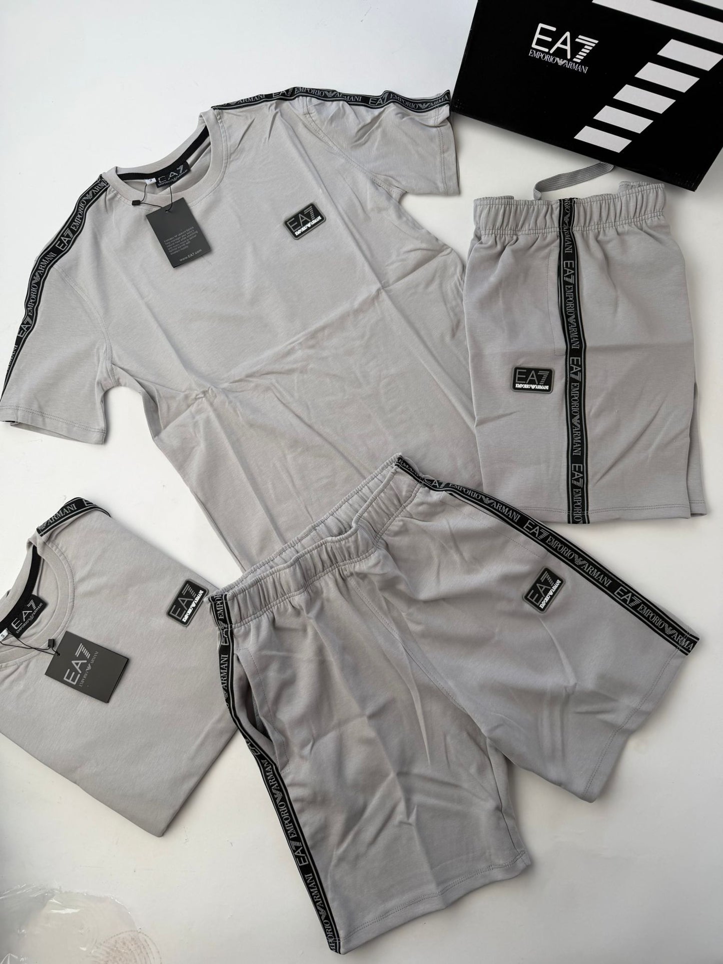 CONJUNTO CORTO - ARMANI - M10