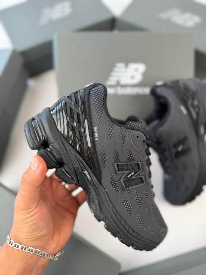 NEW BALANCE FANTOMFIT