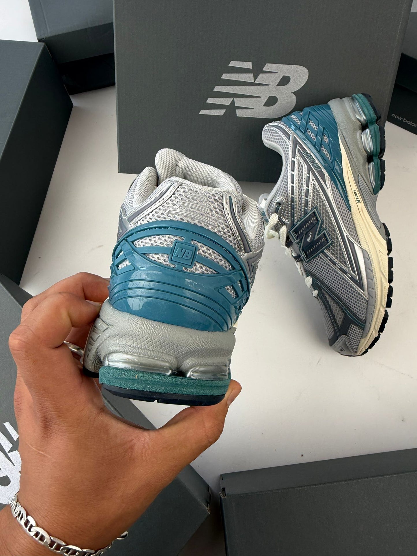 NEW BALANCE 1906R - MODELO 5