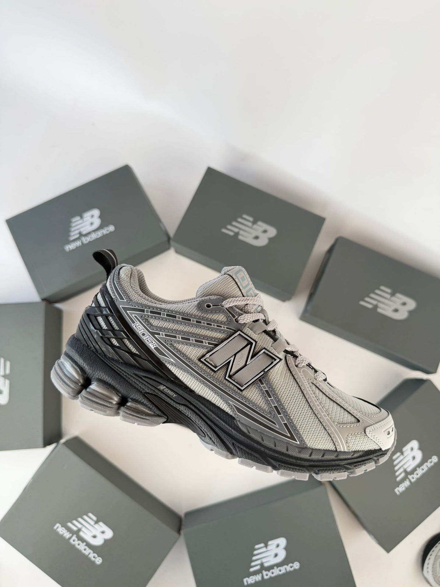 NEW BALANCE 1906R - MODELO 6