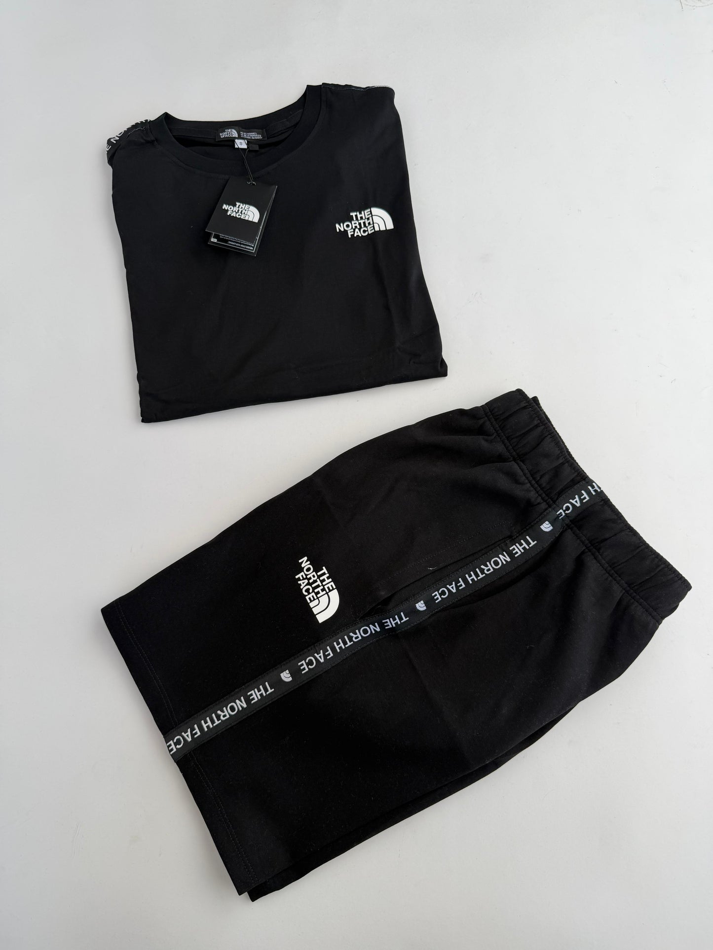 CONJUNTO CORTO -THE NORTH FACE- M3