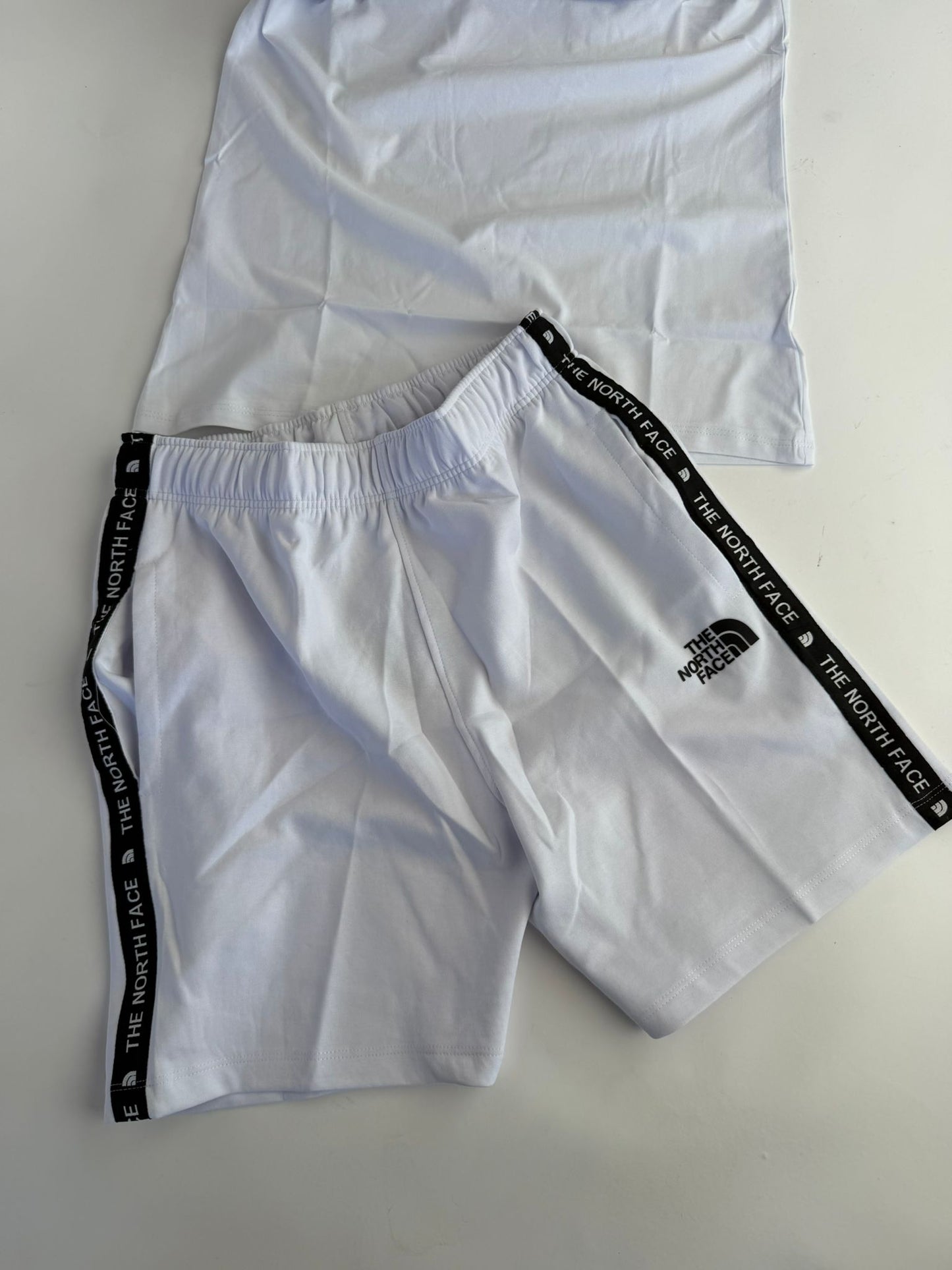 CONJUNTO CORTO -THE NORTH FACE- M4