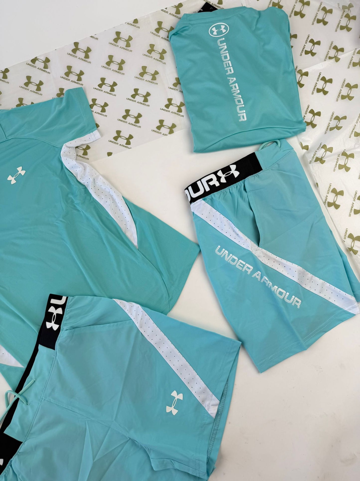 CONJUNTO CORTO - UNDER ARMOUR - M2