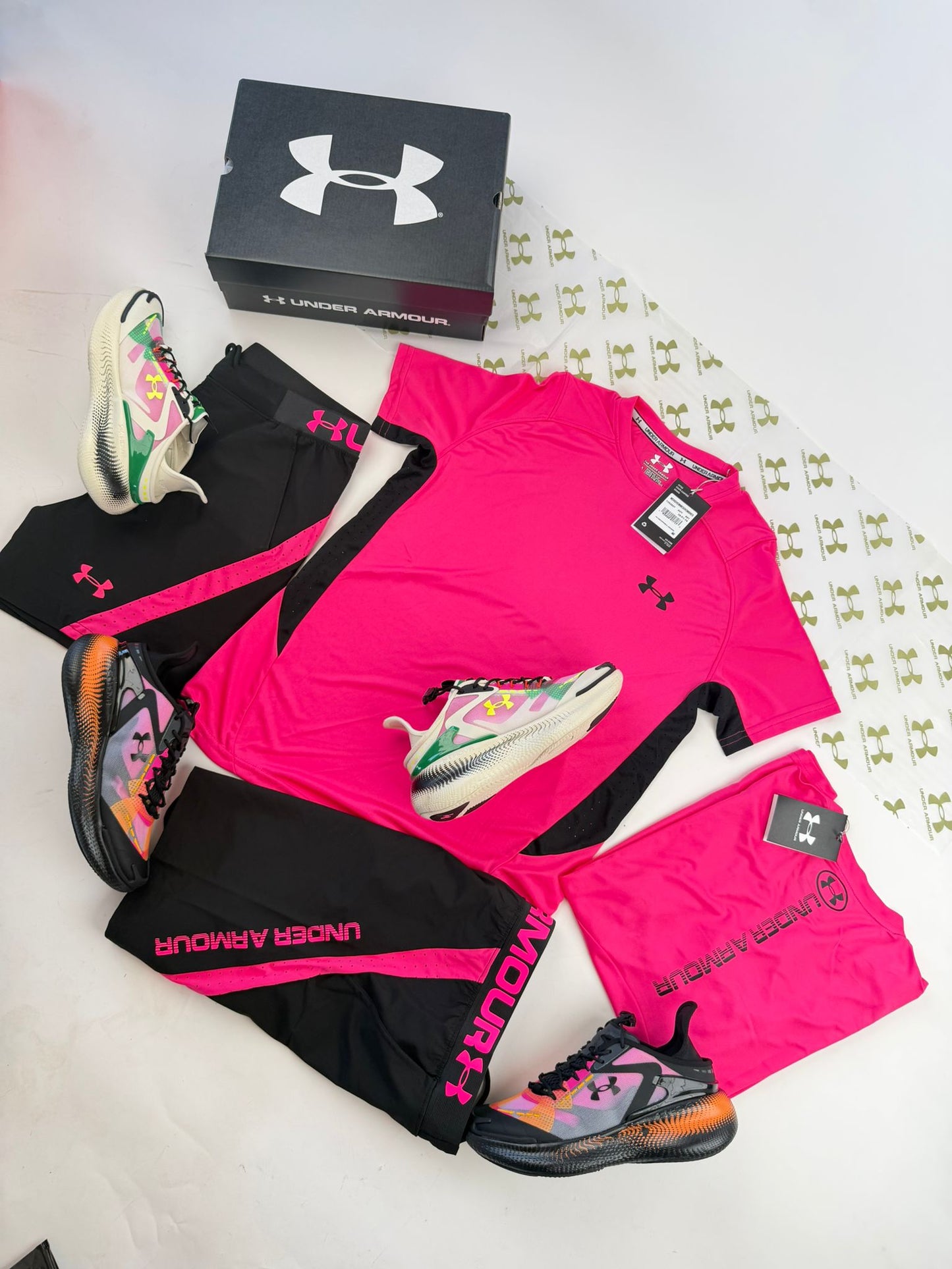 CONJUNTO CORTO - UNDER ARMOUR - M4