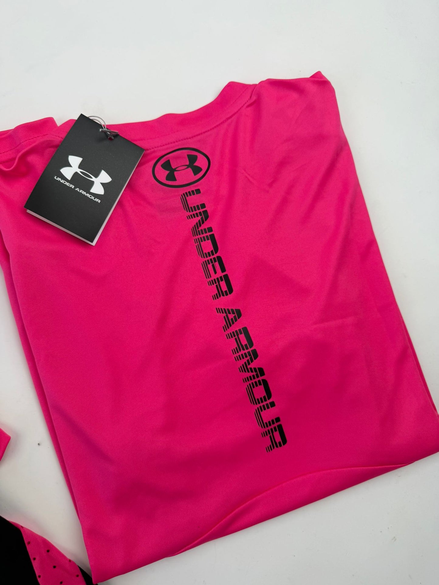 CONJUNTO CORTO - UNDER ARMOUR - M4