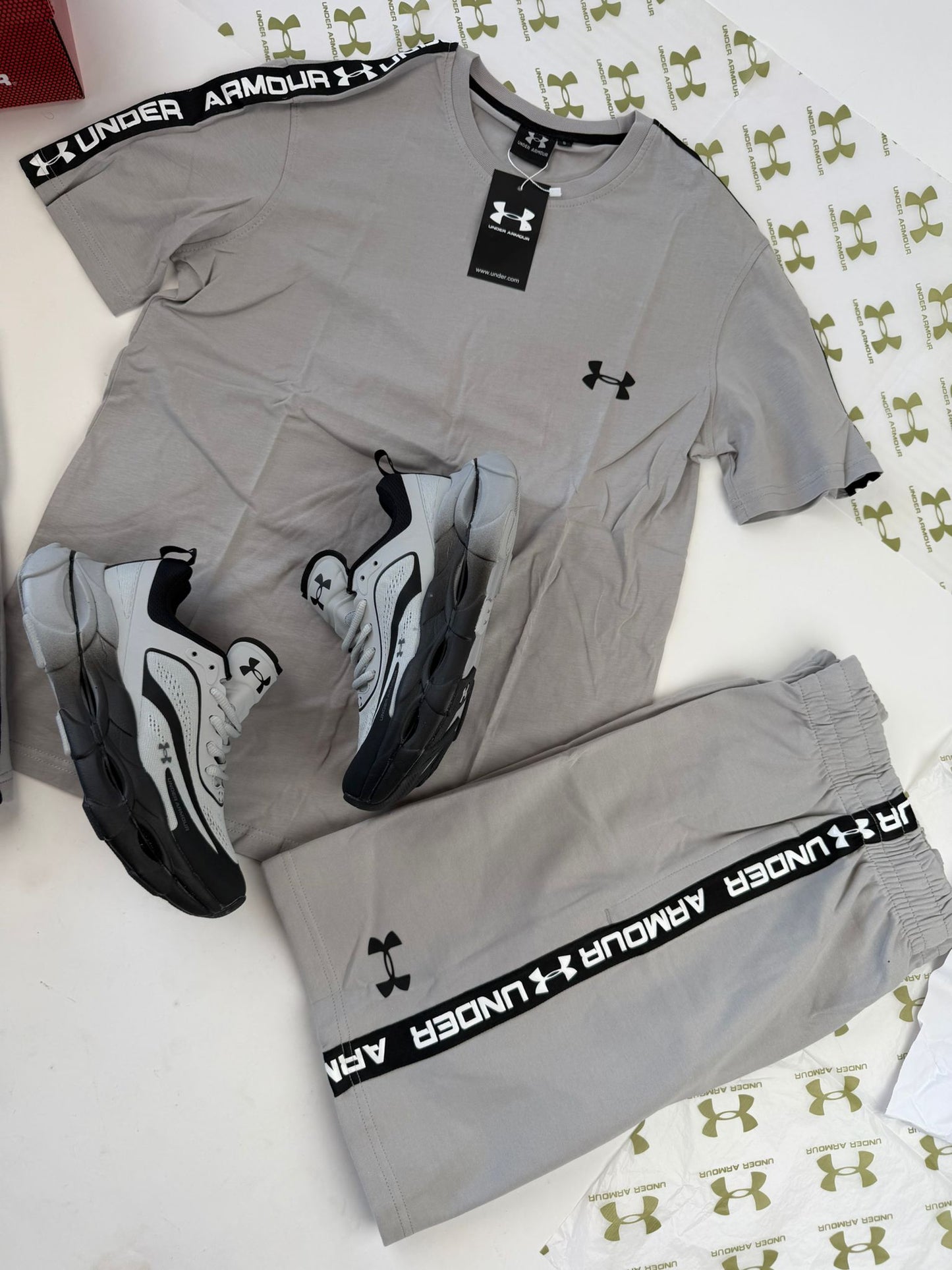 CONJUNTO CORTO - UNDER ARMOUR - M8