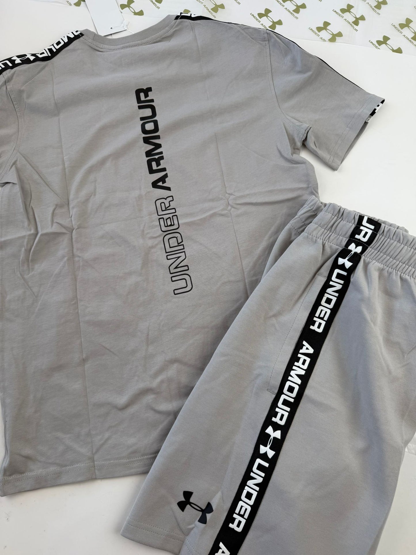 CONJUNTO CORTO - UNDER ARMOUR - M8