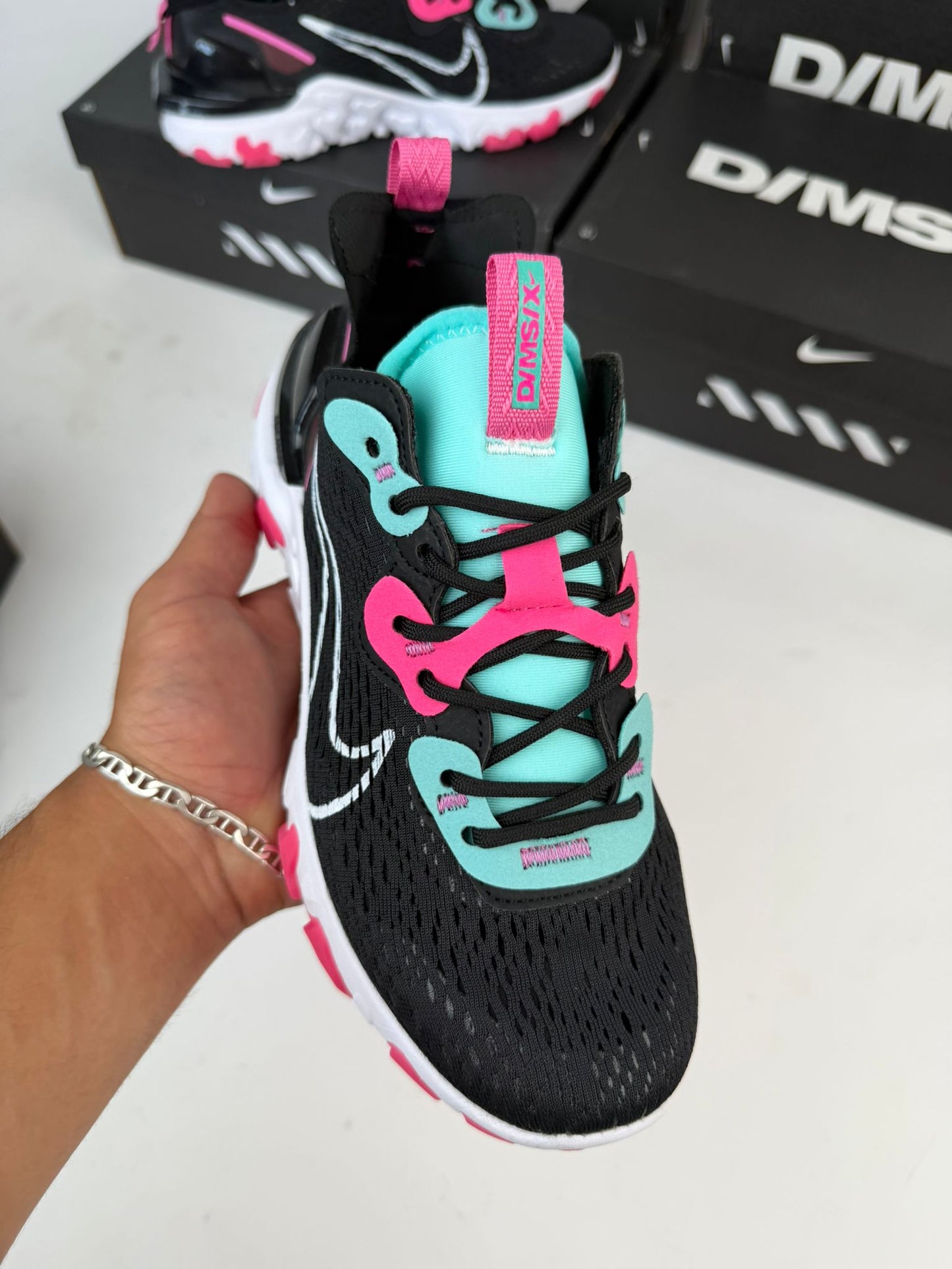NIKE REACT VISION - M2