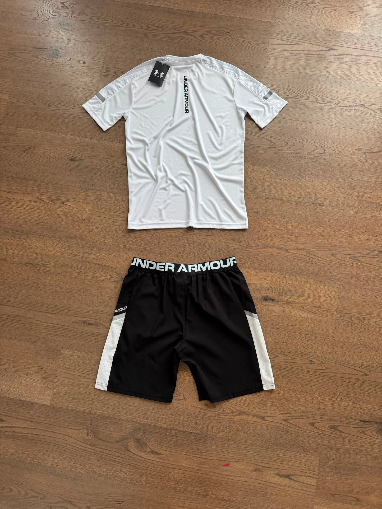 CONJUNTO CORTO - UNDER ARMOUR - M5