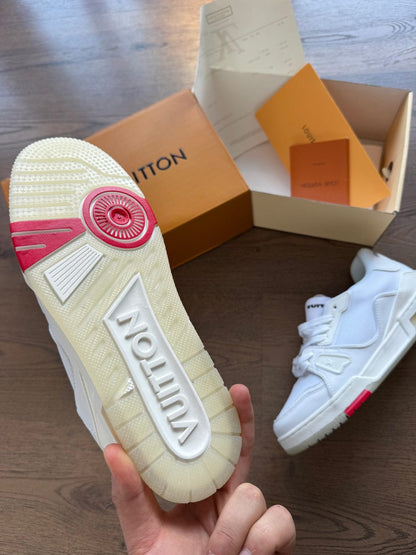LV TRAINER - M4