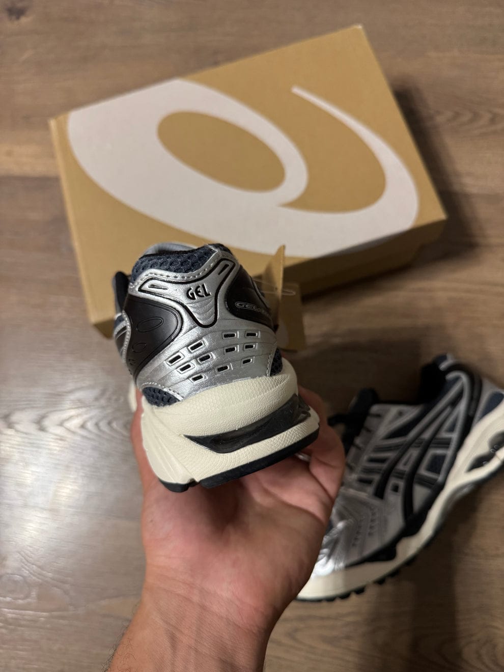 ASICS GEL - KAYANO - MODELO 2