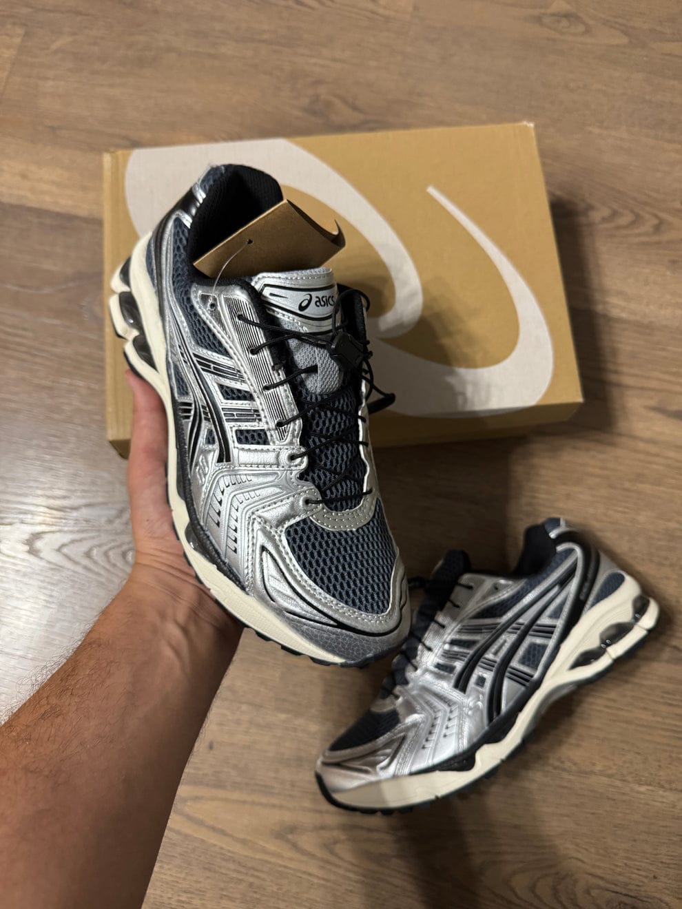 ASICS GEL - KAYANO - MODELO 2
